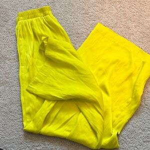 DO+BE Radiant Yellow Pants